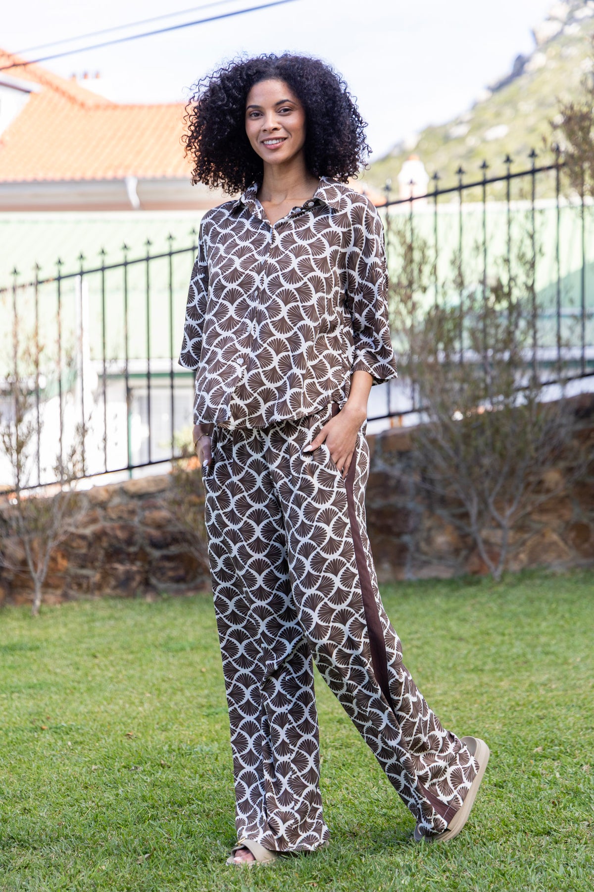 Vacation Pants Ivory/Chocolate