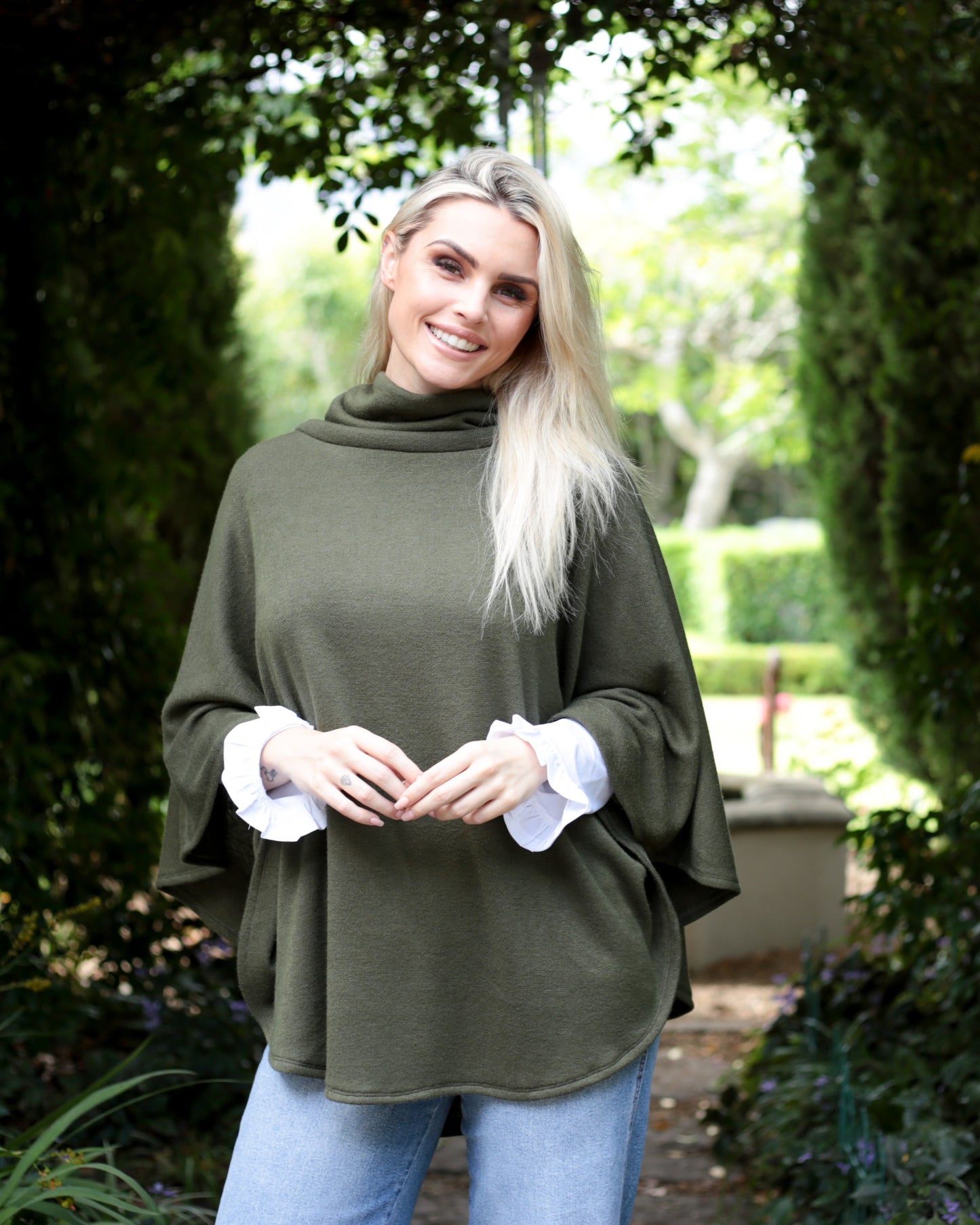 Classic Poncho Olive