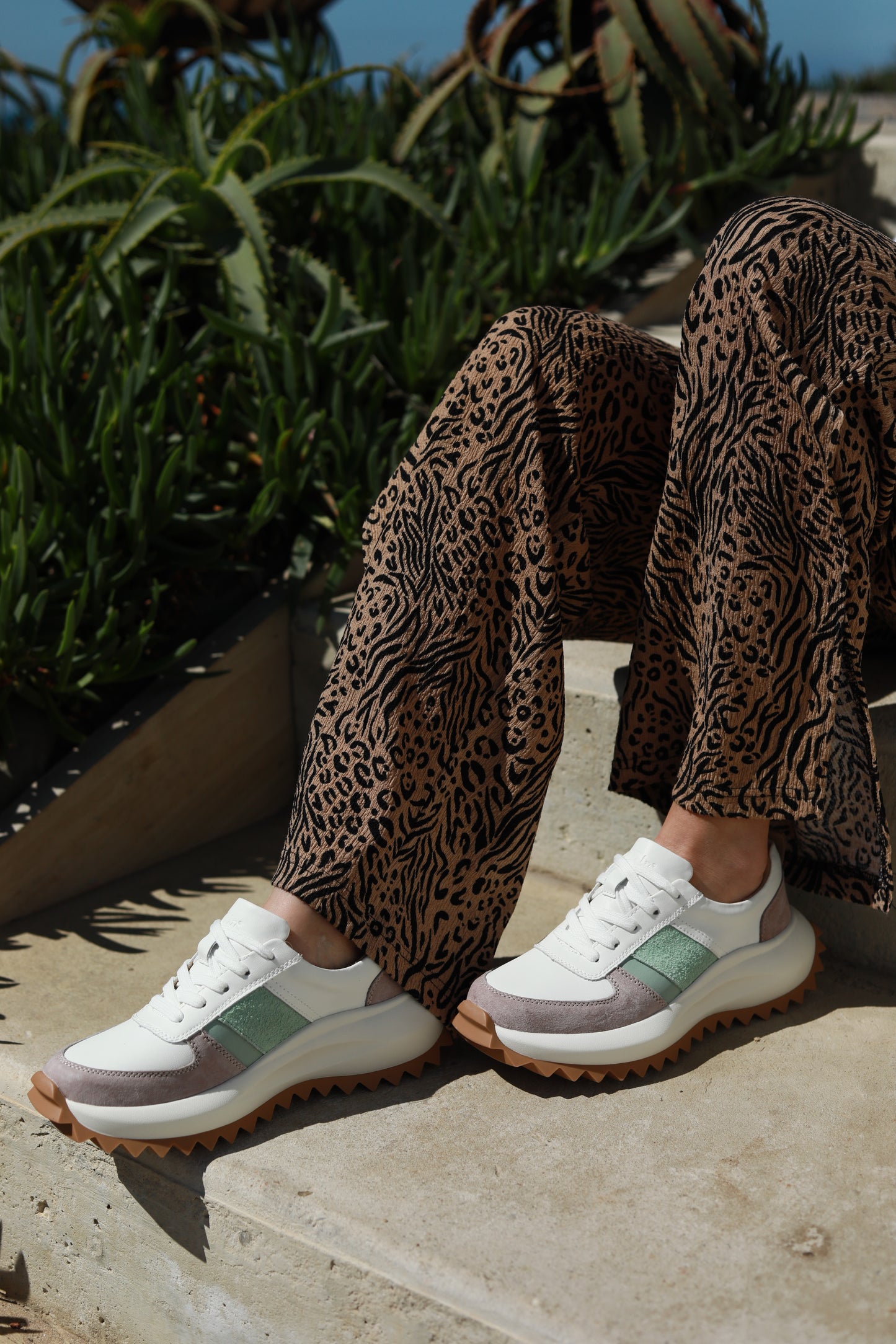 Moon Sneaker White & Green