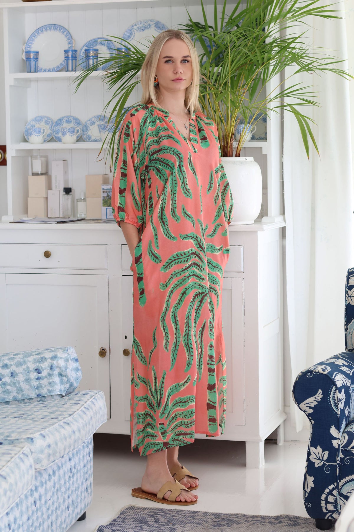 Raglan Dress Peach Tropical