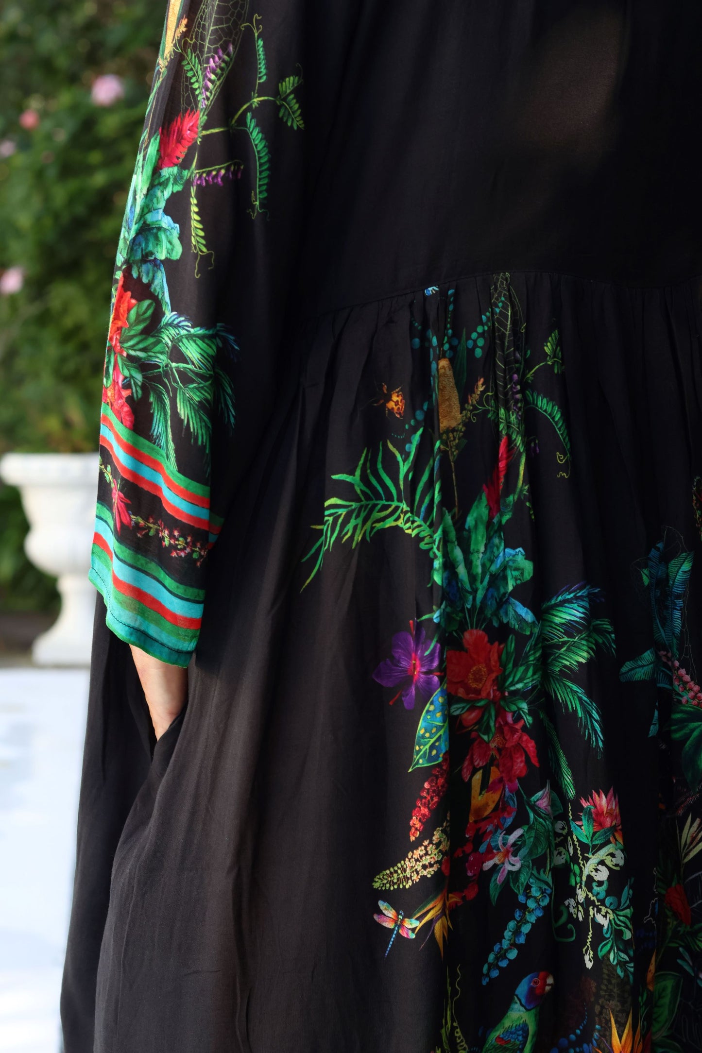 Jamie Dress Tropical Black