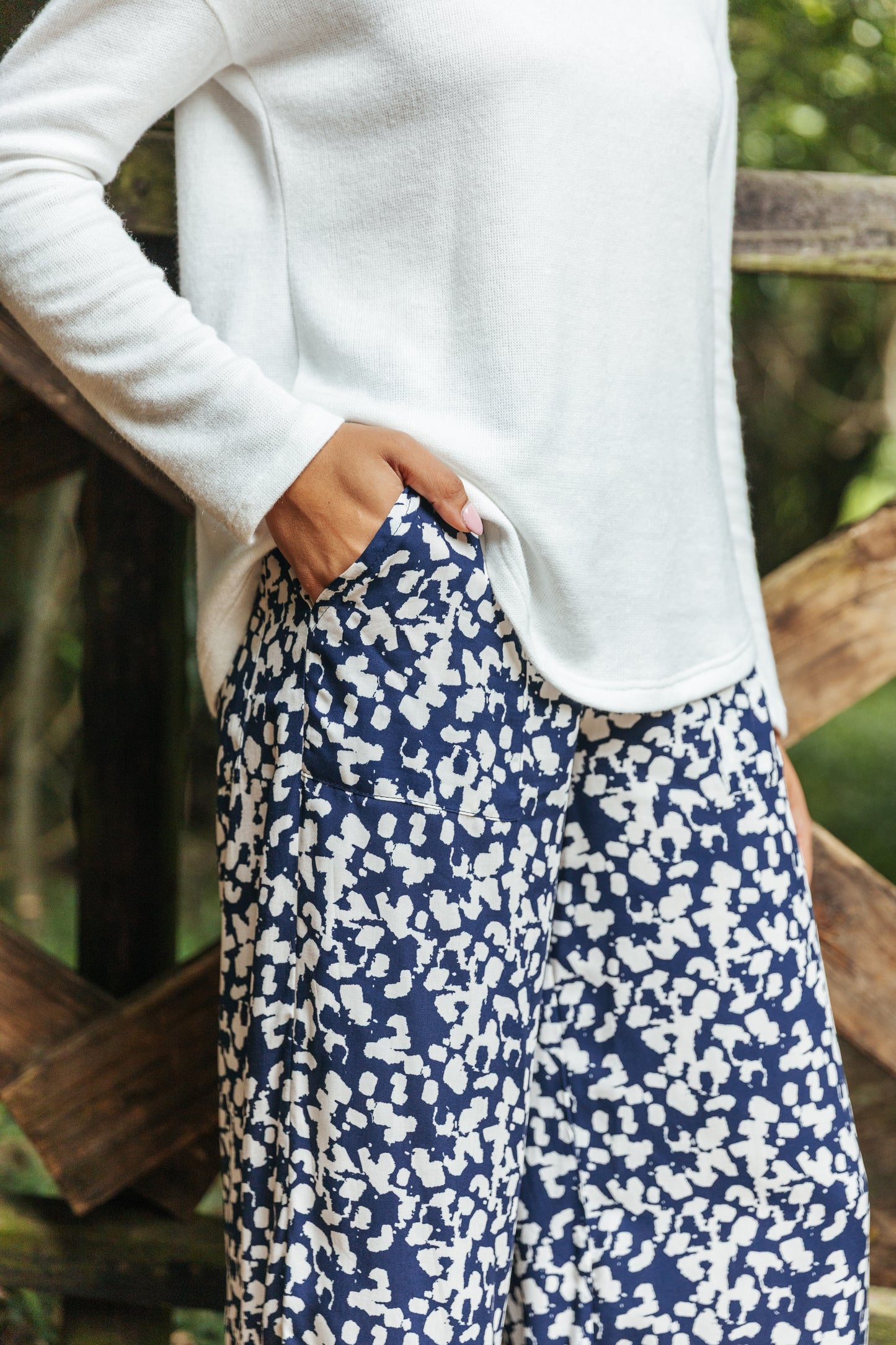 Flat Front Pants Ivory/Navy Splotch