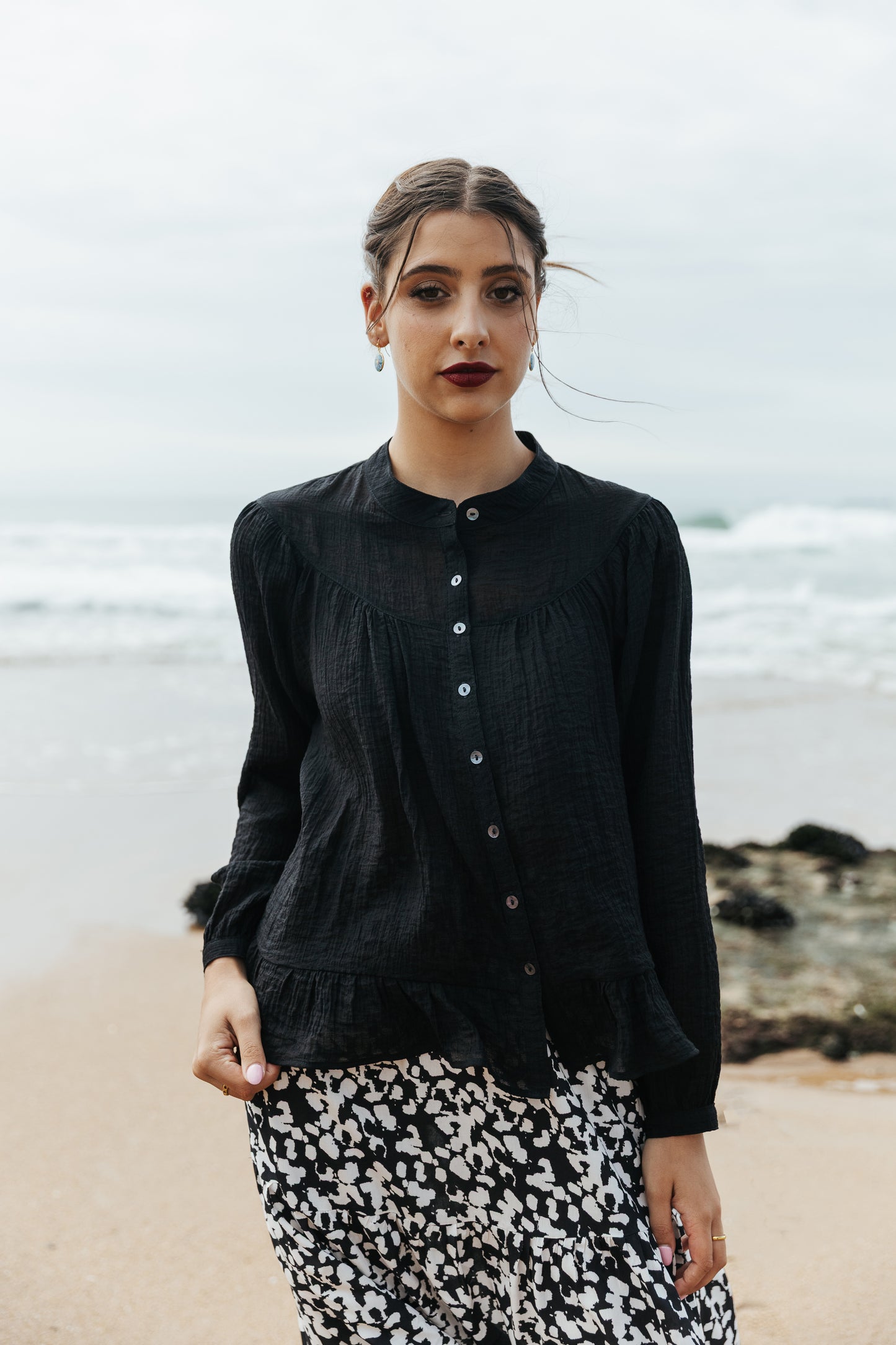 Flouncy Top Black