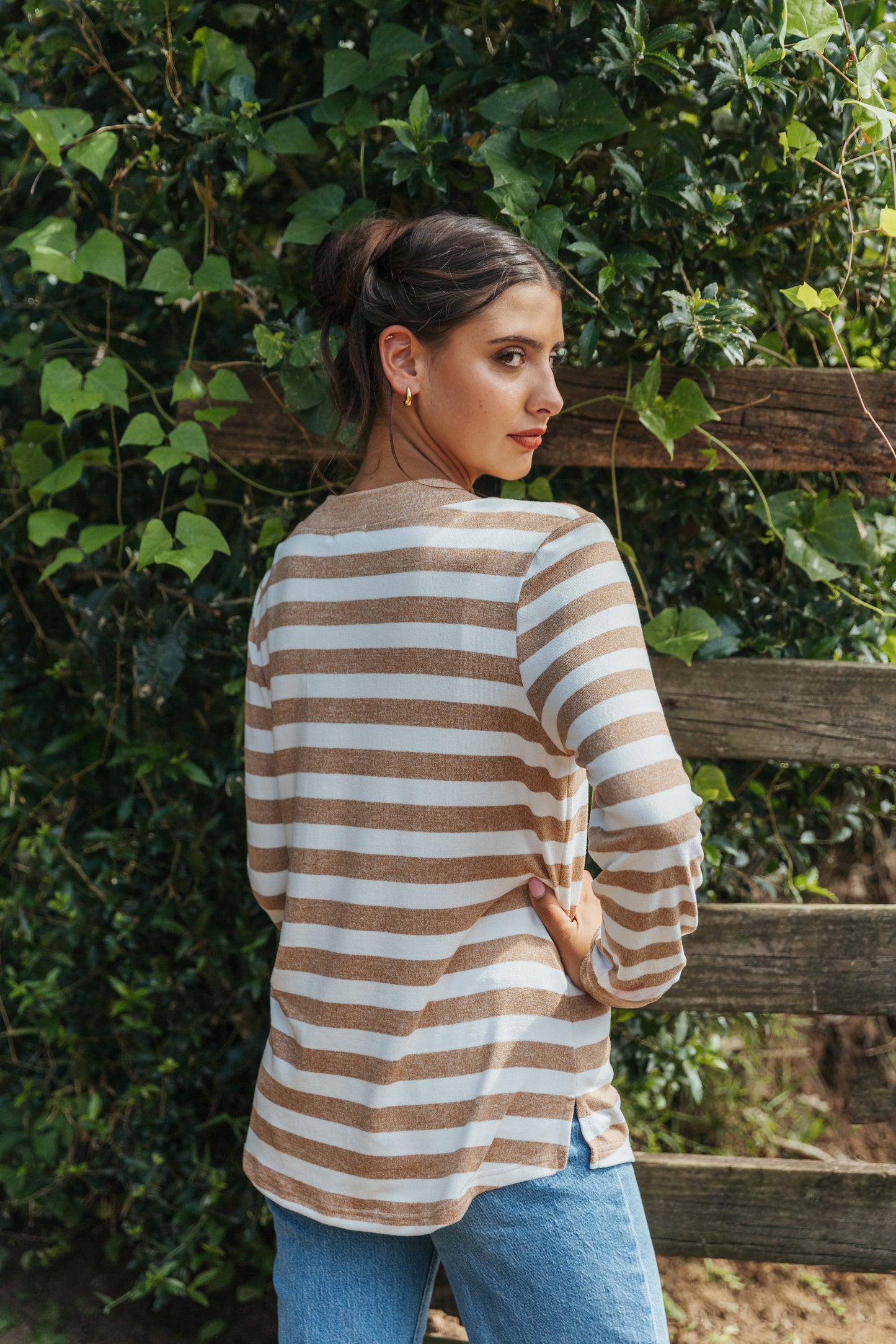 Notties V Neck Beige Stripe