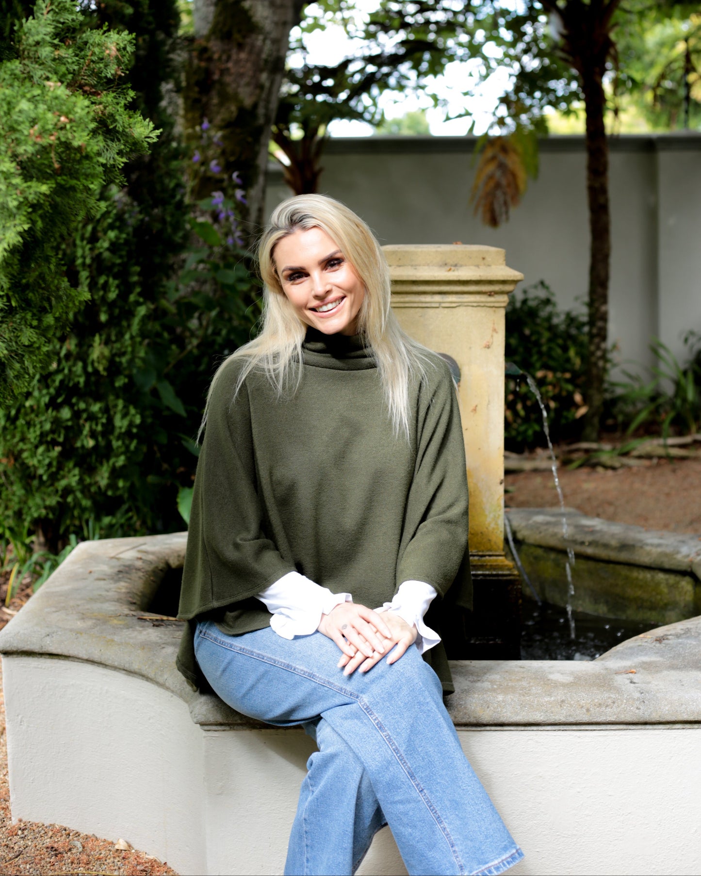 Classic Poncho Olive
