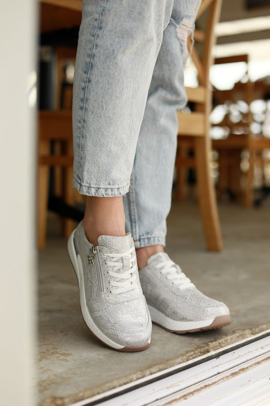 Nina Sneaker Silver Snake