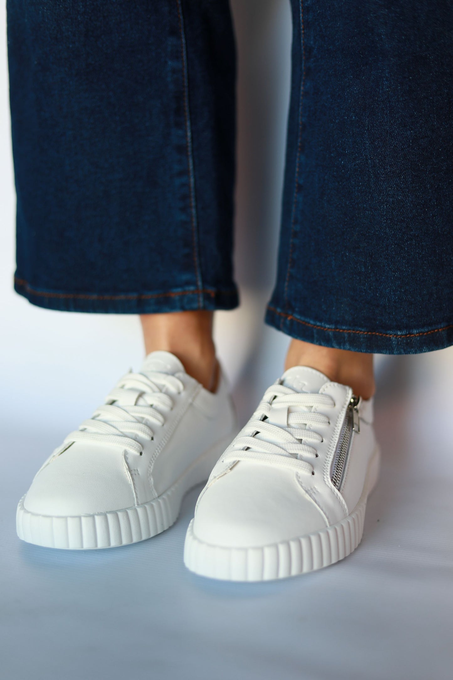 Callie Sneaker White