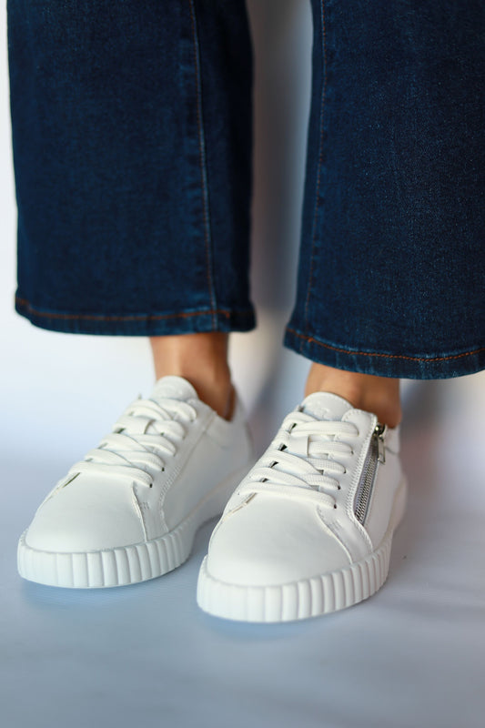 Callie Sneaker White