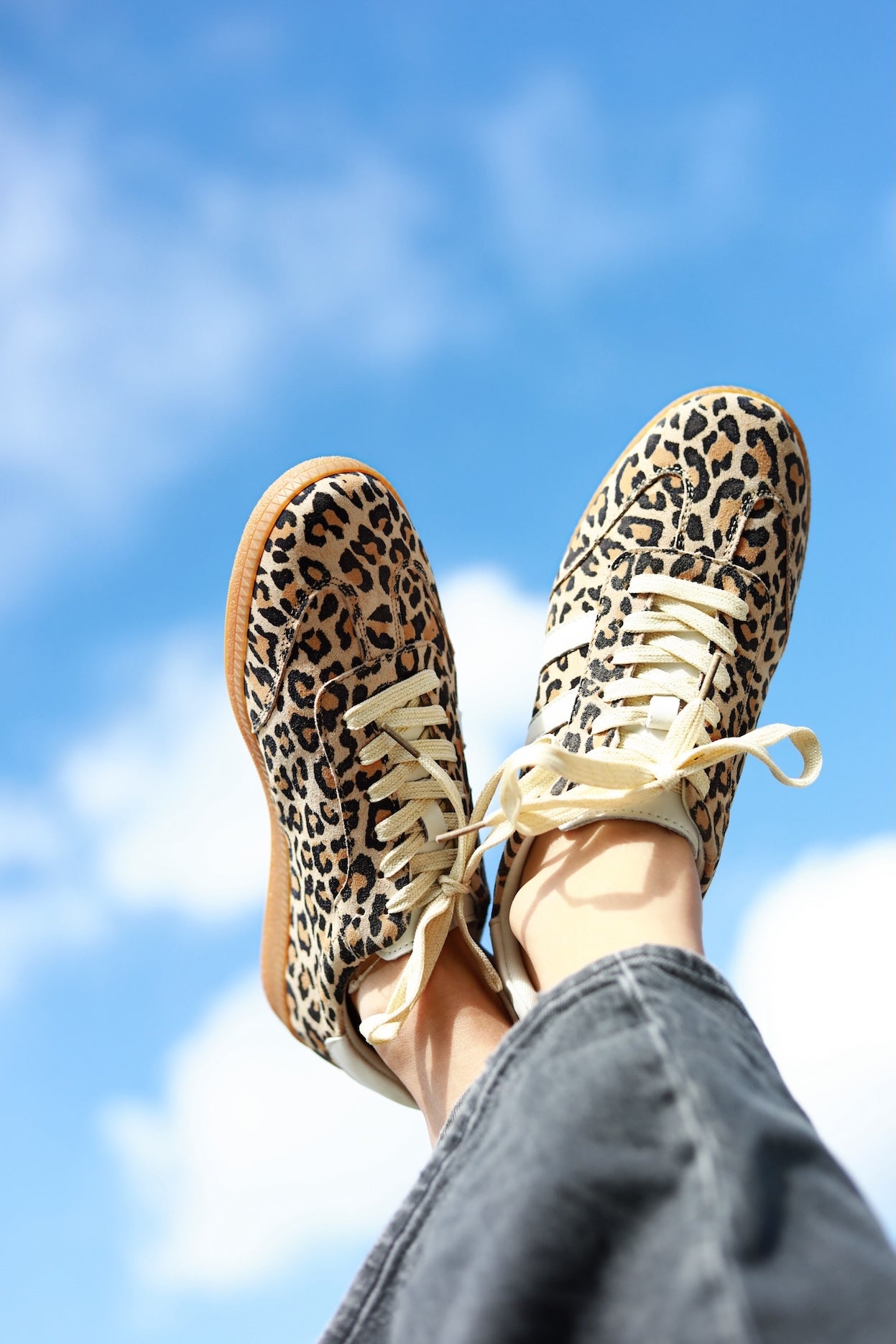 Shiloh Sneaker Leopard & White