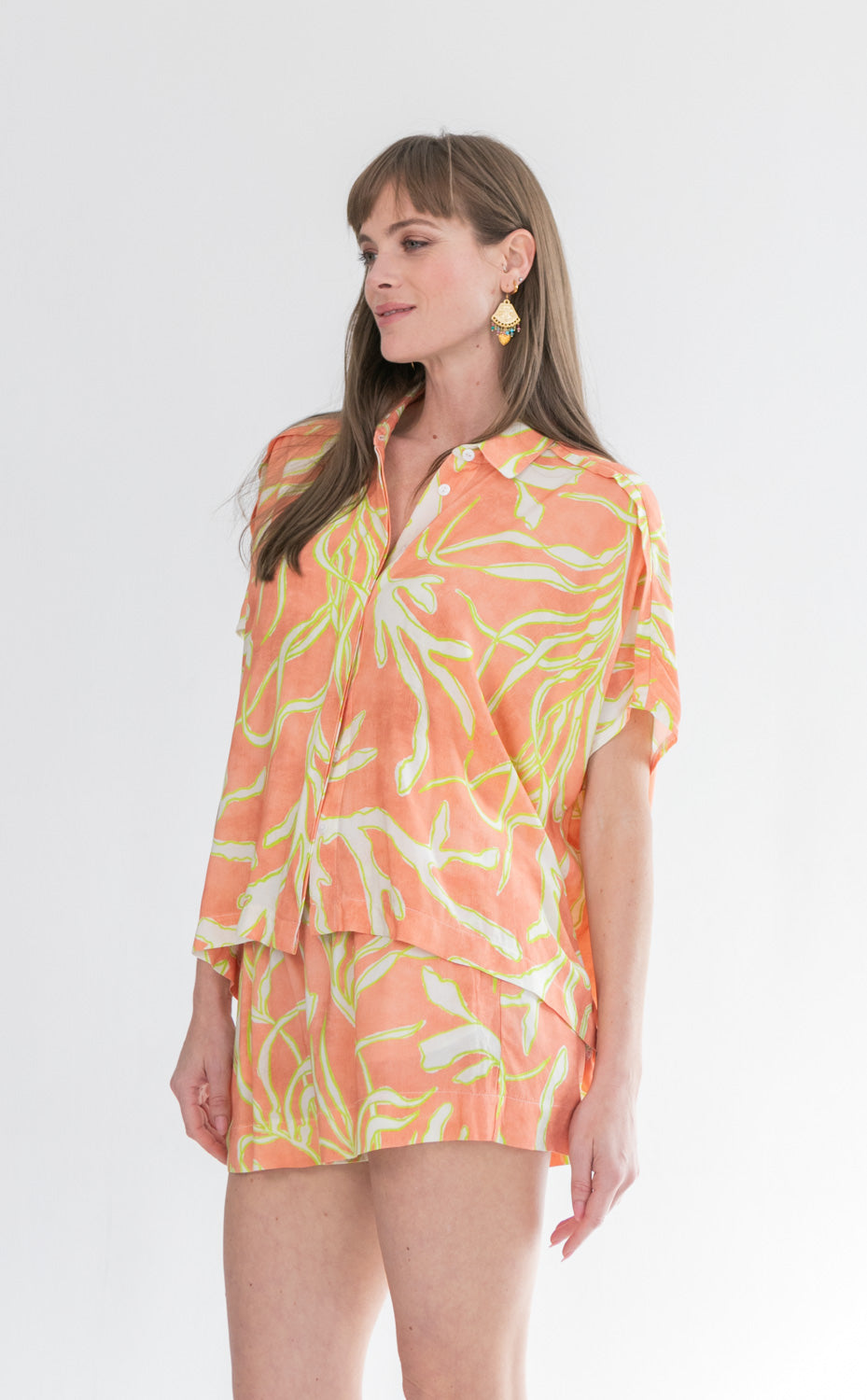 Mykonos Shorts Lime Coral Print