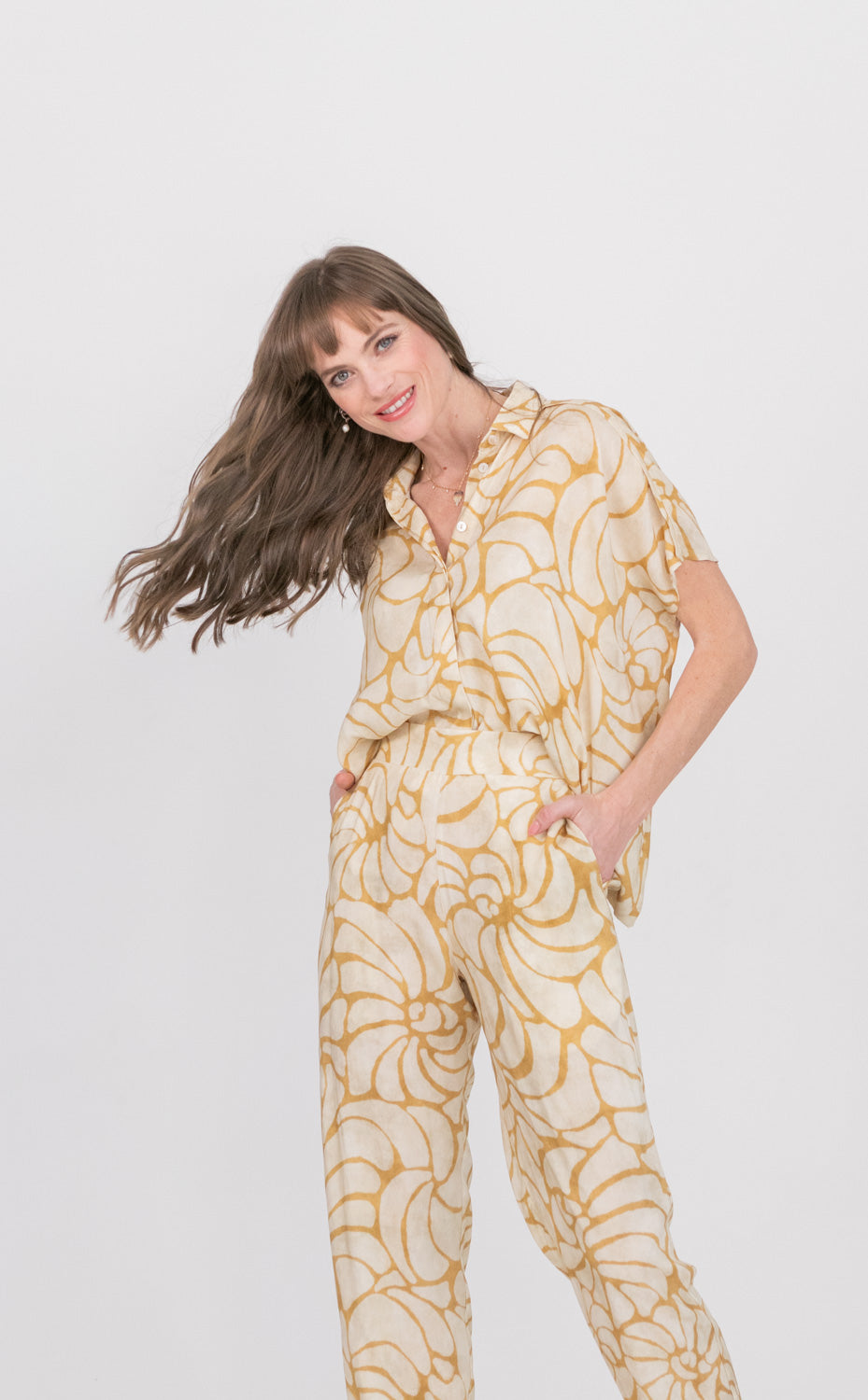 Amara Pants Sand Shell Print