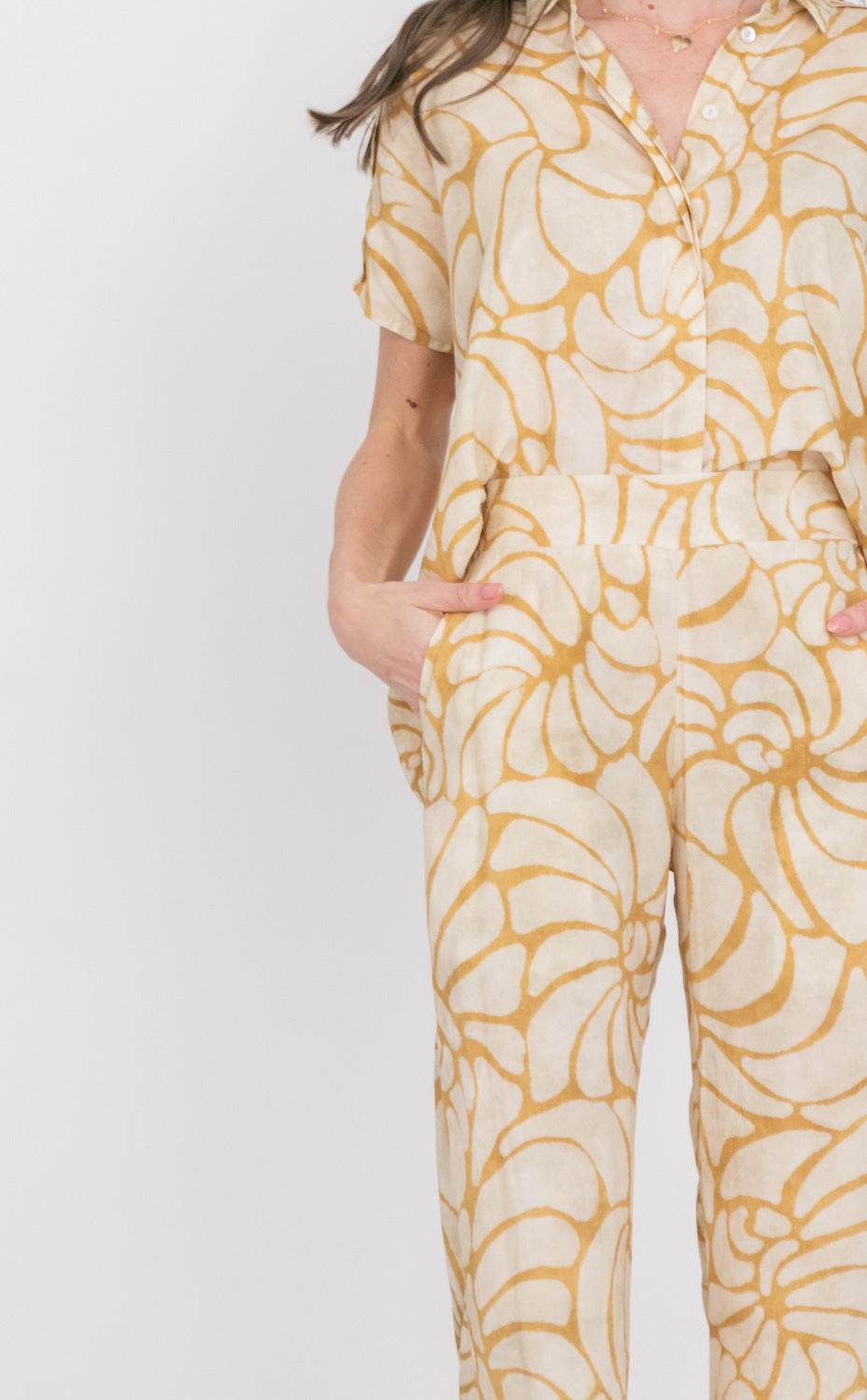 Amara Pants Sand Shell Print