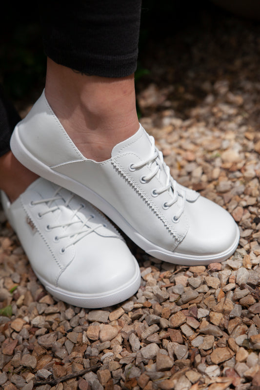 Vicki Sneaker White