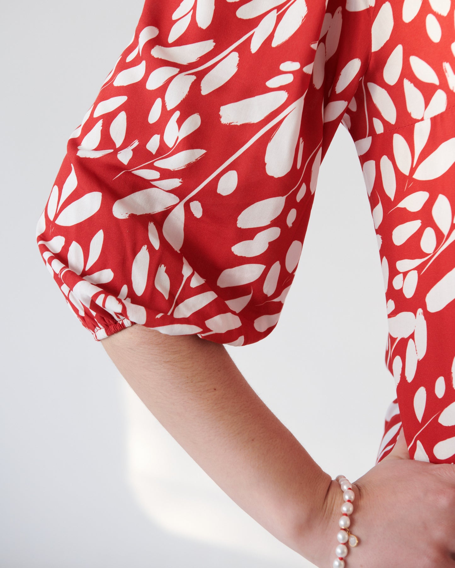 Arianna Dress Leaf Sketch Red