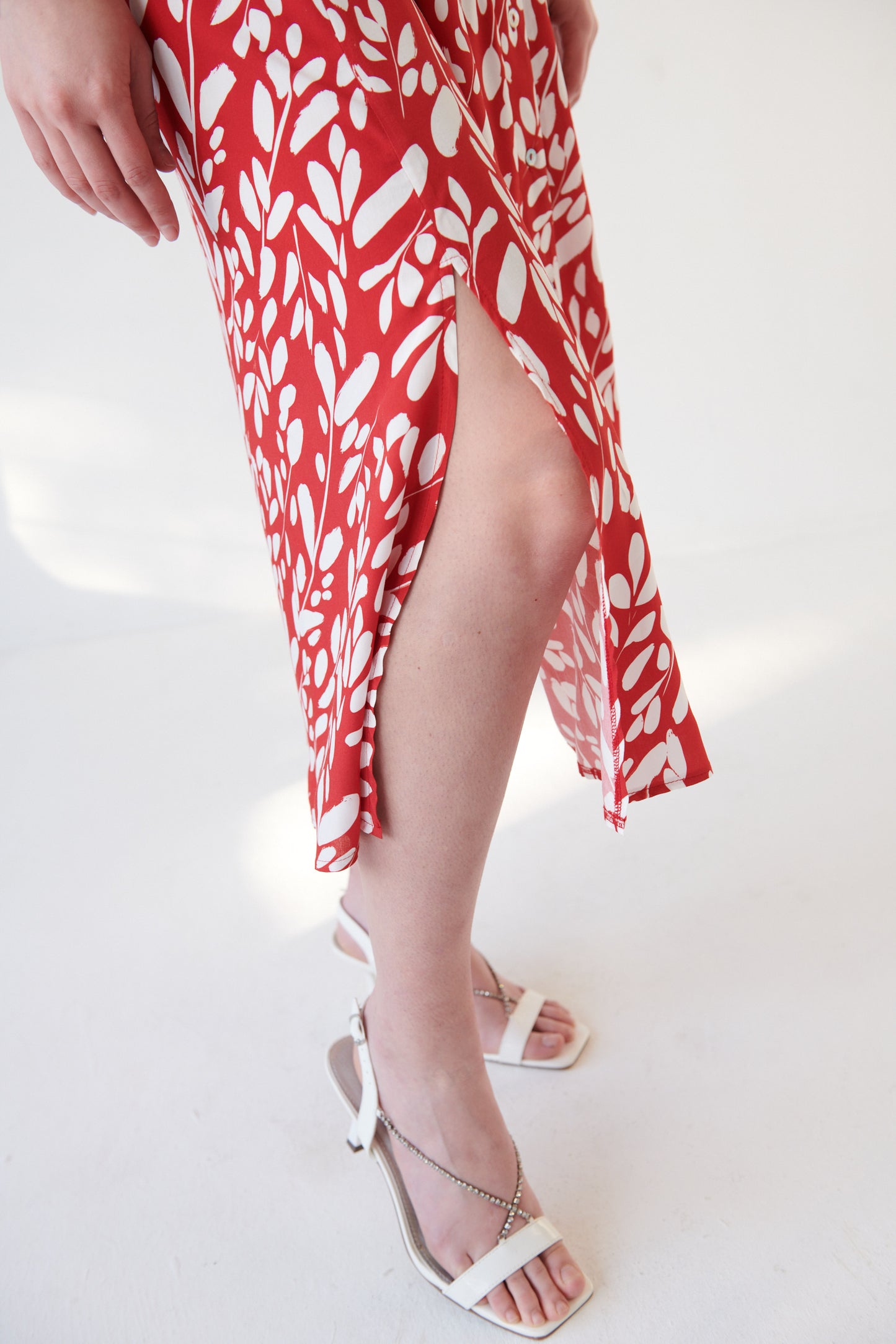 Arianna Dress Leaf Sketch Red