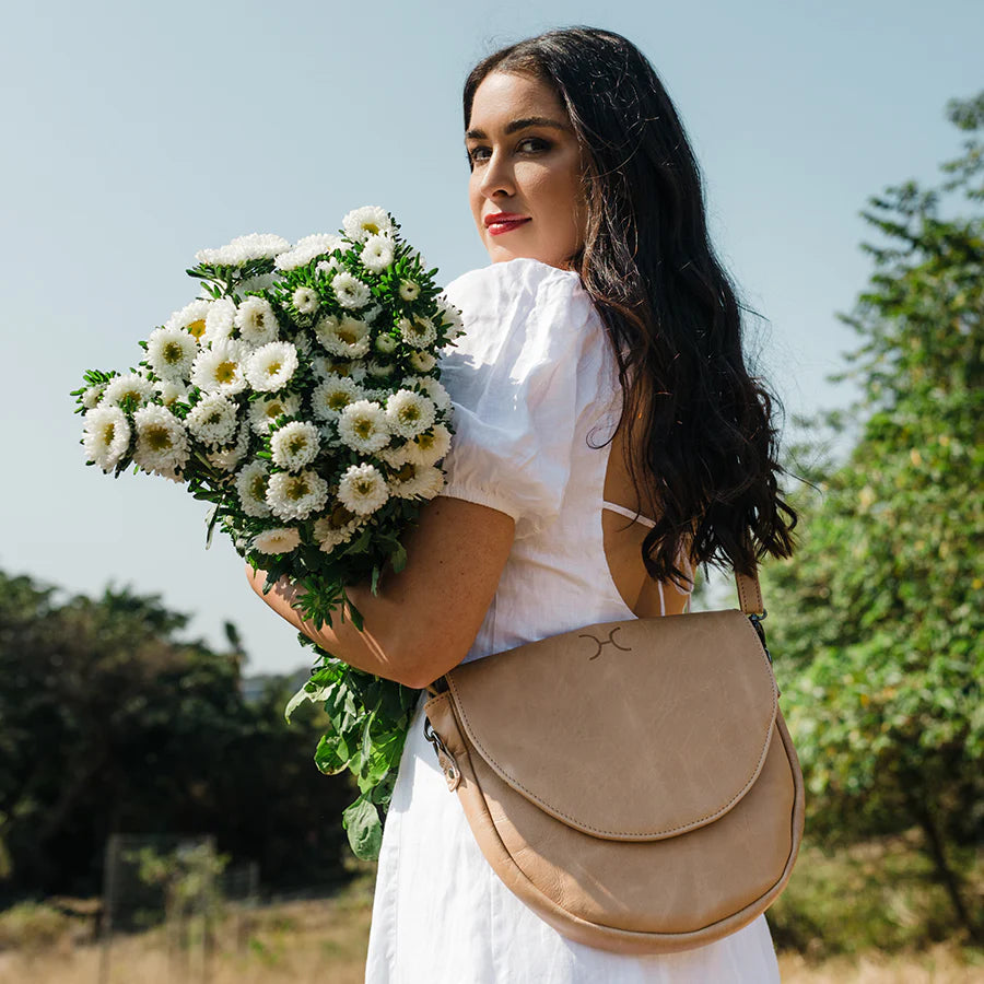 Saddle Handbag Hazelnut Leather