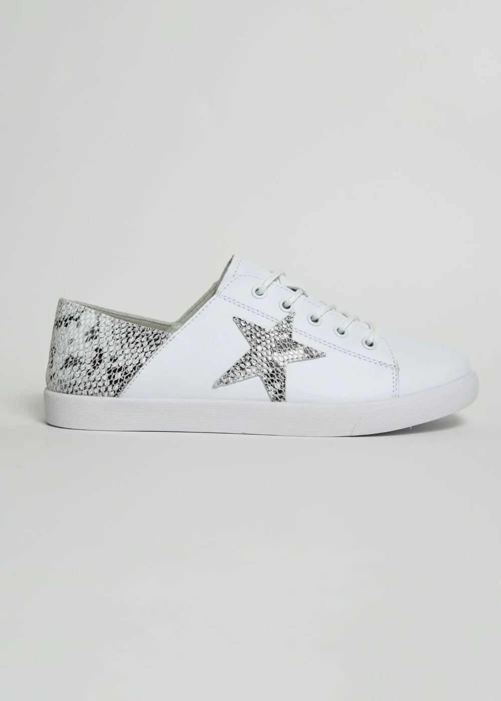 Nicki  Sneaker White Snake Back